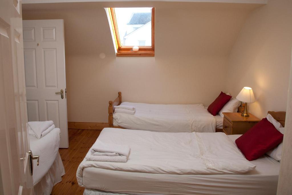 Ceol Na Mara Holiday Homes - Cois Tra & Cor Na Dtonn Enniscrone Room photo