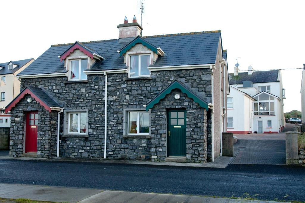 Ceol Na Mara Holiday Homes - Cois Tra & Cor Na Dtonn Enniscrone Room photo